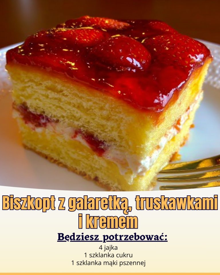 Biszkopt z galaretką, truskawkami i kremem